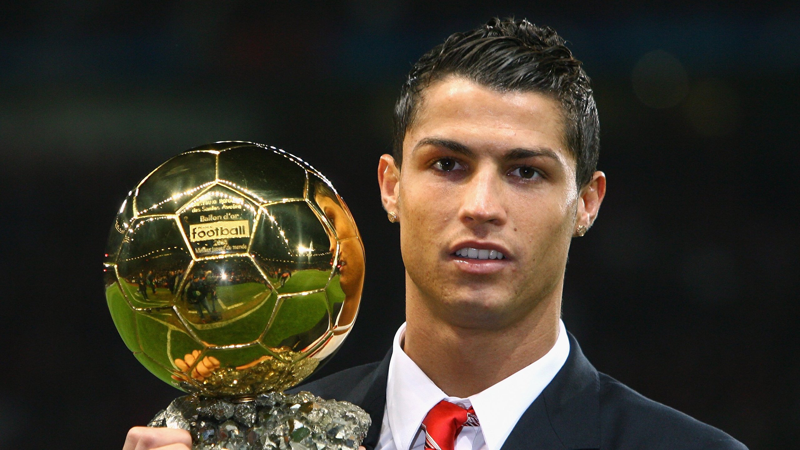 传控转换速度是否比控球时长更能决定比赛进程，传控足球适合什么阵型